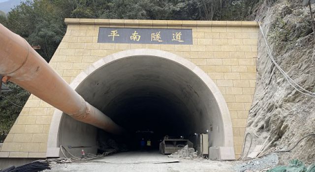 誓把蜀道變通途——九綿高速建設(shè)現(xiàn)場(chǎng)紀(jì)實(shí)