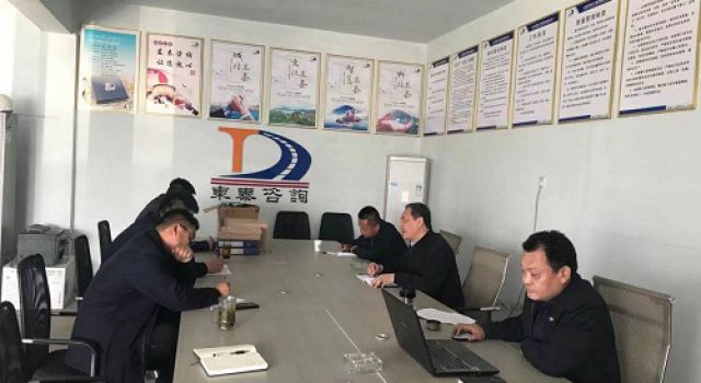 十公司考核組對(duì)高青趙班路監(jiān)理處進(jìn)行月度考核